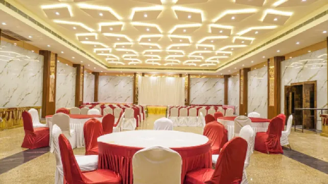 Hotel Silver Oak, Bilaspur