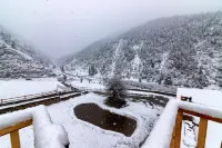 Kangding Ruo Xiaoyi Hotels near Yaha Scenic Area