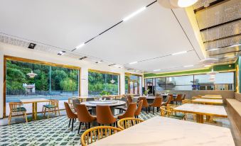 Siguniangshan Yixuan Homestay (Shuangqiaogou Scenic Area Branch)