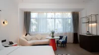 Yanguan Chaolezhicheng Shuishi Hotel