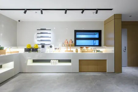 Ni Hao Hotel (Nanjing Mochou Lake Subway Station) Отели рядом с достопримечательностью «Qingliang Temple»