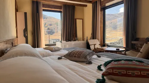 KangDing  zang  plateau - Balcony