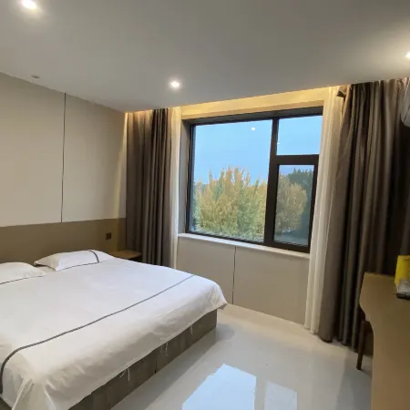 Four Seasons in the Clouds B&B (Jize Cultural Plaza)