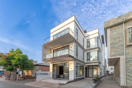 Nanji Homestay (Shanhujiao Reserve) Отели рядом с достопримечательностью «Denglou Cape»