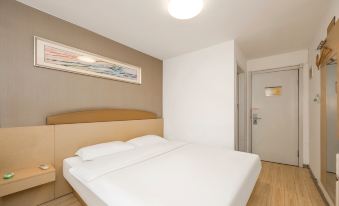 7 Days Inn - Housity
