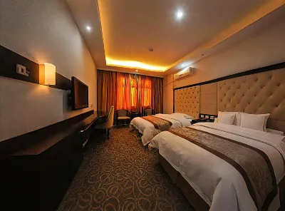 Fenghuang Huazhitian Hotel (Fenghuang Ancient Town Hongqiao) Hotel dekat Huangsi Bridge Ancient City