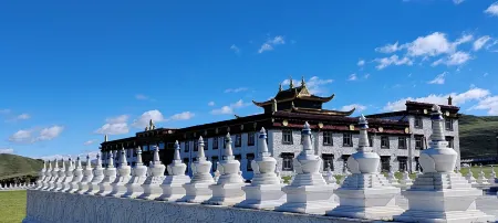 Kangding Tagong Grassland Baigong Manor Отели в г. Кандин