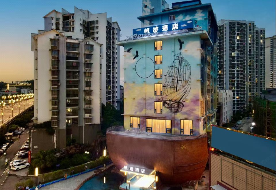 hotel overview picture