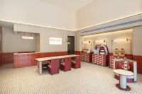 Ni Hao Hotel (Wuhan Yangtze River Bridge Qintai Subway Station) - Mountain view