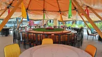 Sudele Mongolian Style Hotel - Ramah Hewan Peliharaan