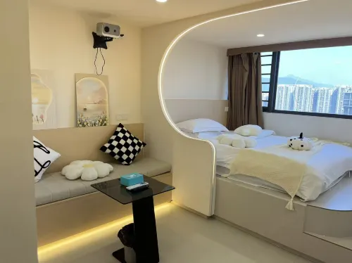 ONE HOTEL