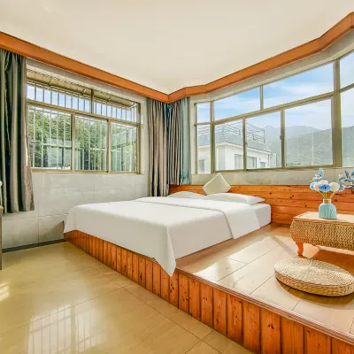 Qingshe No.1 Homestay (Judiaosha Yangmeikeng) Hotels near Yangmei Keng Beach