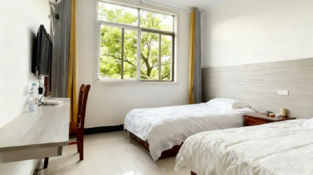 蓮花老車站公寓 蓮花酒店