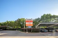 Elong Anyue Hotel (Shanghai Pudong International Airport Branch) - 駐車場