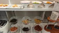 Super 8 Select Hotel (Bayi Road, Shanghai New High-speed Railway Station) - breakfast