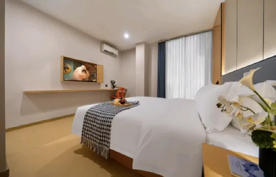 South Jiuhua Business Hotel