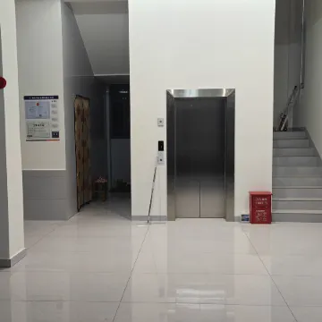 羅平花語花舍民宿