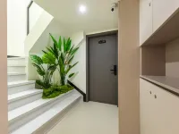 Pengyue Zilin Light Luxury PLUS Homestay (Huanlesong Branch) Hotels in Hezhou