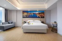 Vienna International Hotel (Changde College of Arts and Sciences Tobacco Factory)