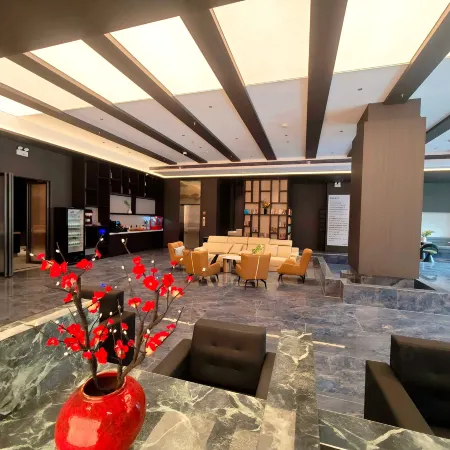 Monsoon hotel