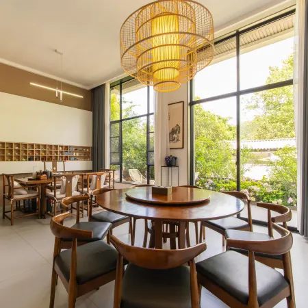 Xingyi Louna 87 Homestay