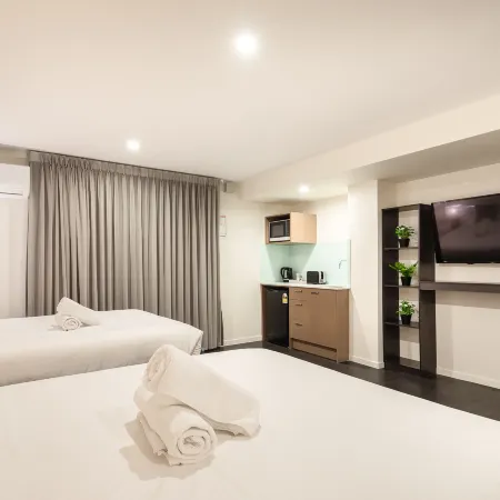Ascot Budget Inn & Residences