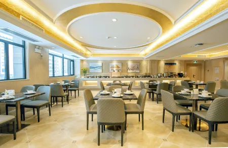 Vienna Hotel (Foshan Sanshui Forest Park) Отели рядом с достопримечательностью «Guangdong University of Business Studies»