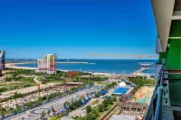Romantic Journey First Line Sea View Apartment (Yingkou Shanhai Plaza)