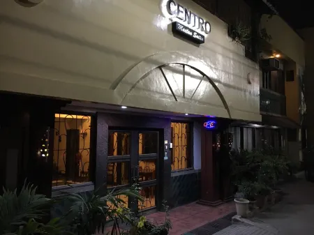 Centro Mactan Suites
