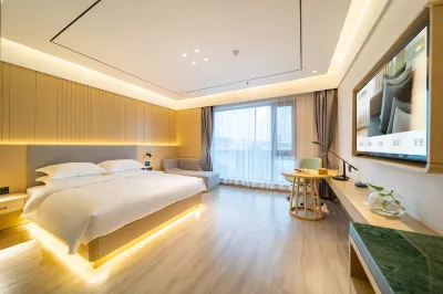 Deep Sleep Hotel (Xuzhou high speed railway station East Plaza) Hotel in zona Jianping Middle School Athletic Field (North Gate)