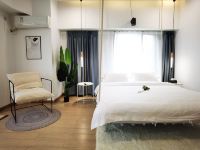 唐山爱琴海一方酒店式公寓 - 爱琴海街景私人影院吊床房