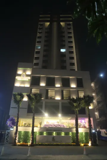 Indigo Heights Hotel & Suites