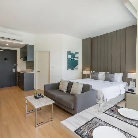 Arden Hotel and Residence Отели рядом с достопримечательностью «Торговый центр Harbor Pattaya»