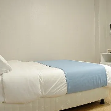 Ora Stay Hotel Отели рядом с достопримечательностью «Площадь Тапдонь»