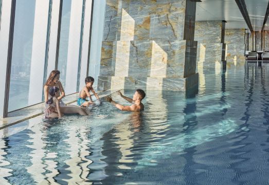 세인트 레지스 로비 뷰