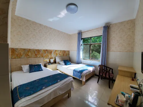 Xundian Xinya Hotel Hotels in Xundian