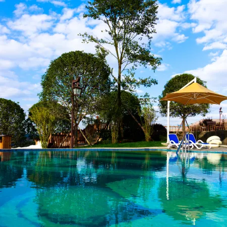 Four Seasons Guizhou · Mountain Hot Springs Water World Hotel
