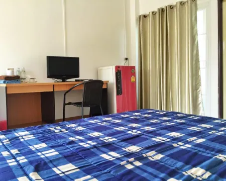 Wanarom Resort Hotels in Sung Noen