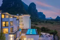Man Yun Oriental Hidden Luxury · Hidden Luxury Vacation Hotel (Yulong River Branch)