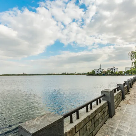 Yunshuige Lake View Pool Villa