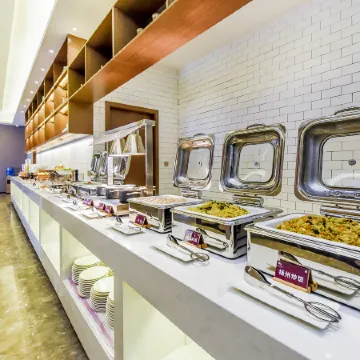 Borrman (Pingle Government Center Plaza)