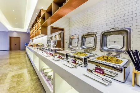 Borrman (Pingle Government Center Plaza)