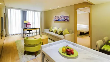 Holiday Inn Nanjing Qinhuai South Suites