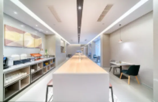 如家商旅酒店（湖州愛山銀泰城衣裳街店）