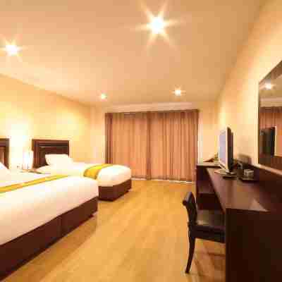 Paragon Suites Resort Rooms