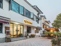 Floral Artisan Lodge(Leifeng Pagoda,West Lake,Hangzhou) Hotels near Leifeng Tower