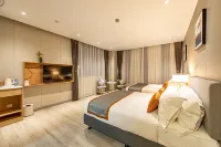Shanghai JOYFUL YARD Hotel (Shanghai Pudong Airport Store) فنادق في 