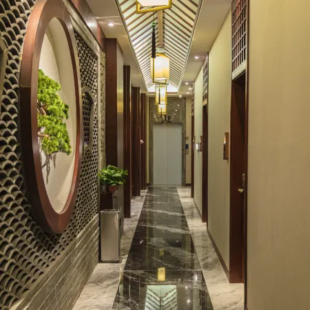 Wutongge Inn (near Huayan Temple in Datong Ancient City)