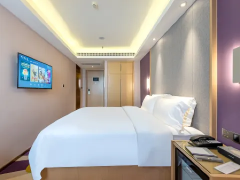 Lavande Hotel(Foshan Qiandeng Lake Pingzhou Jade Street Store) Отели рядом с достопримечательностью «Nanhai No.1 Middle School Stadium»