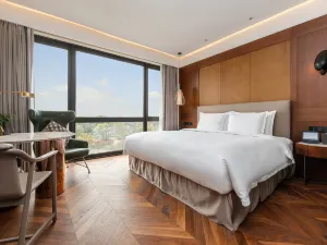 North Arcus Hotel